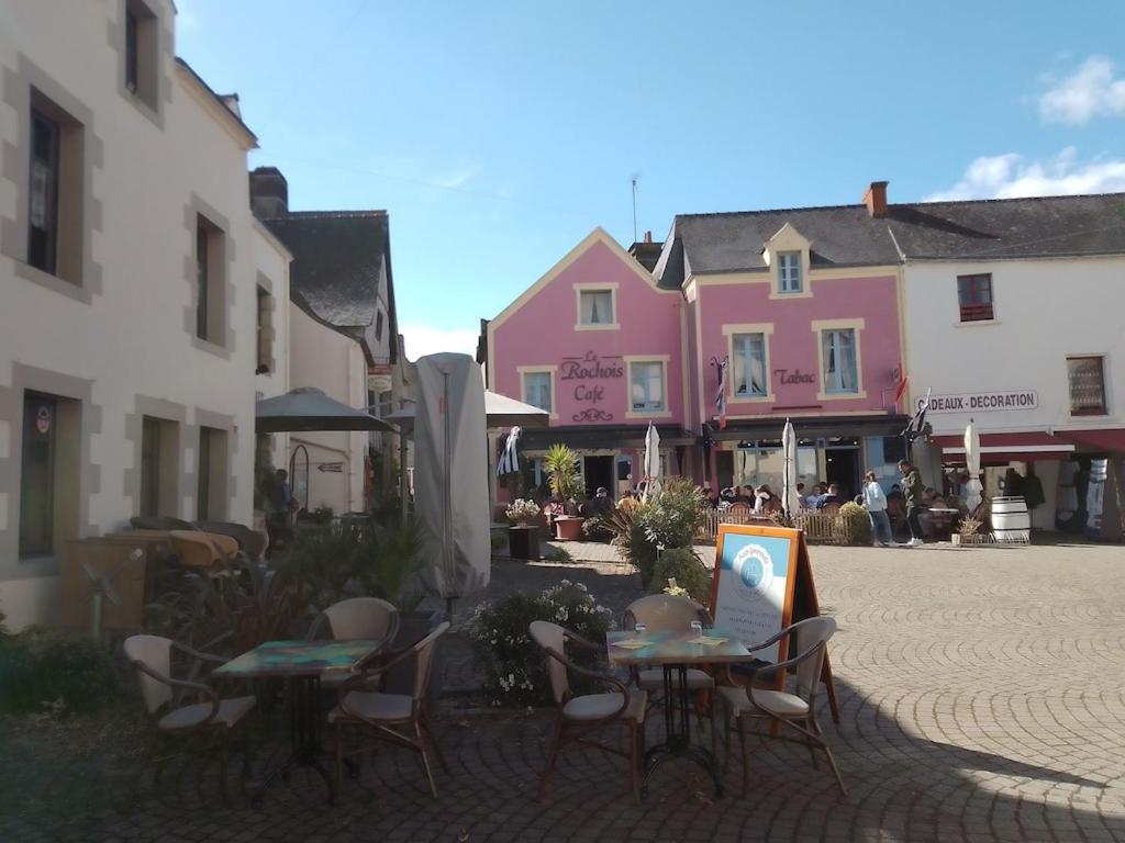 Le Roche B Férel Exterior foto